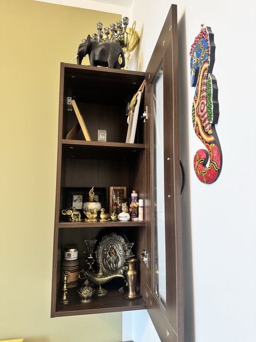 Dulapuri cu geam, vitrine