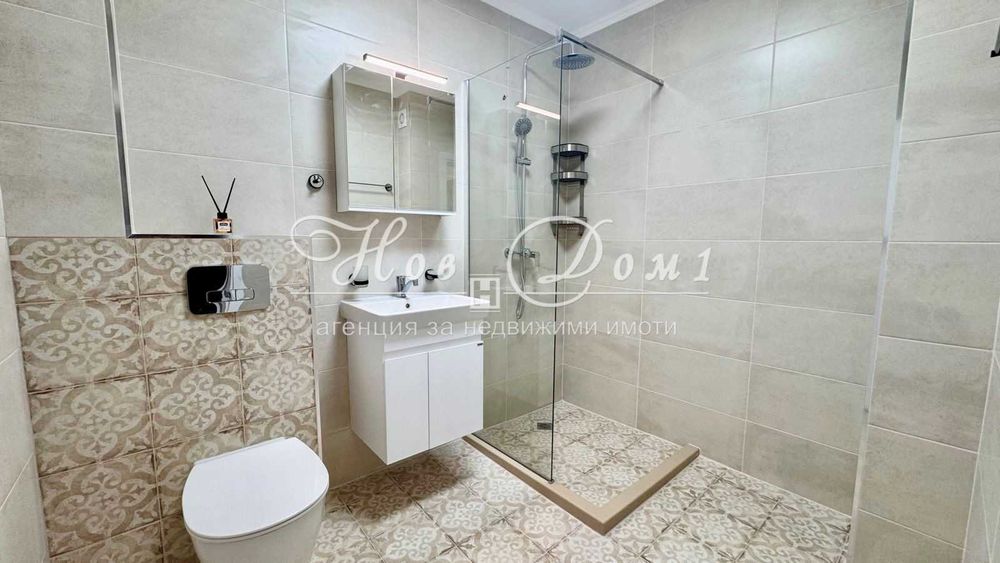 Дава се под наем Двустаен апартамент в Пловдив, Център - 67 кв.м за 156000 € - Снимка #2