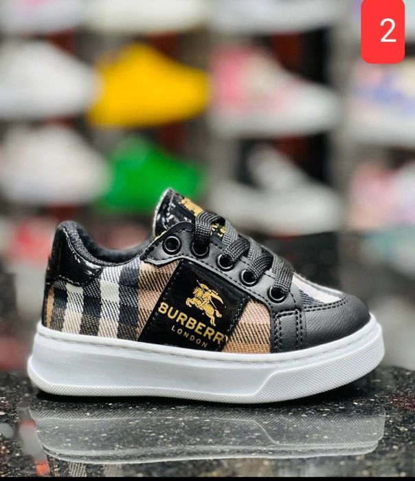 Adidași de vară pentru Copii 
1️⃣  27 28   29 
2️⃣  22 23 24 25 26 27