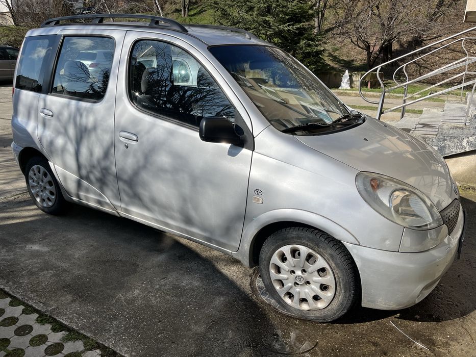 Toyota Yaris Versi 1.3vvt на части