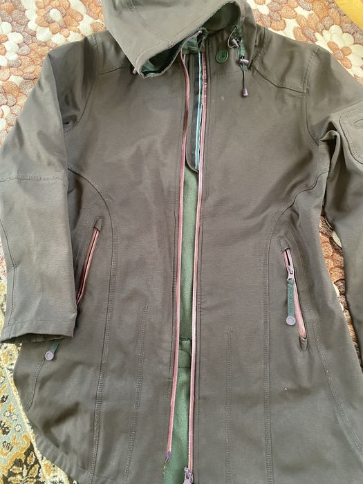 Непромокаено дамско яке