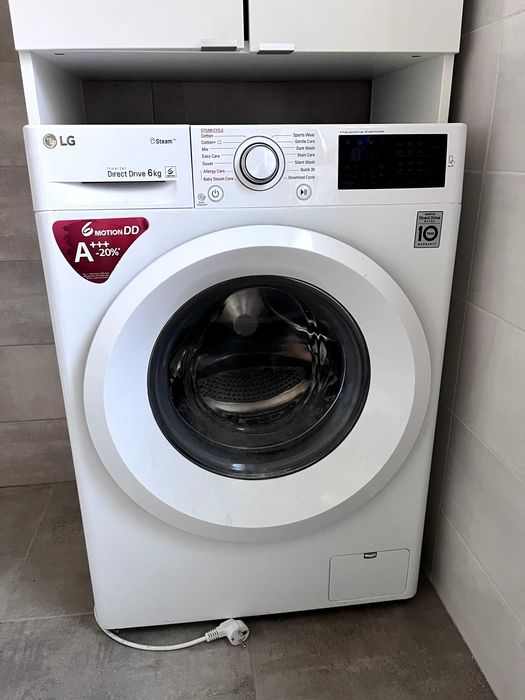 Masina de spalat LG, 6 kg, 1000 RPM, Clasa A+++ / Dulap Inclus