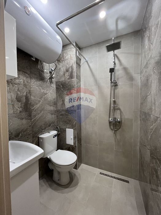 Продава се Двустаен апартамент в Варна, м-т Пчелина - 56 кв.м за 2179 €/кв.м - Снимка #9