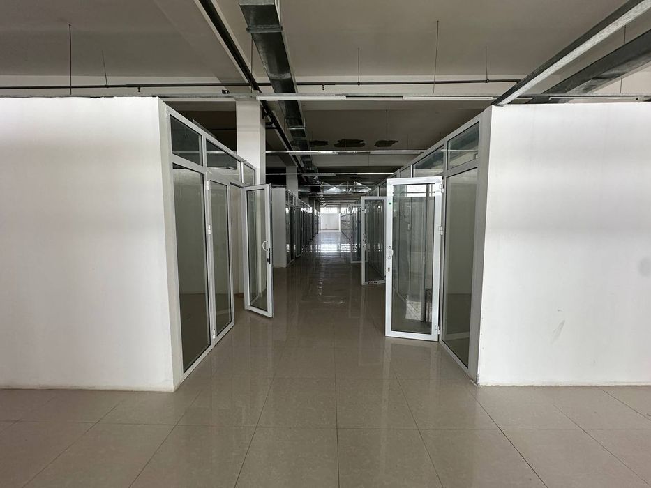 Nurafshon shahar Tuytepa 3 600 m2 daromad keltirayotgan bino sotiladi