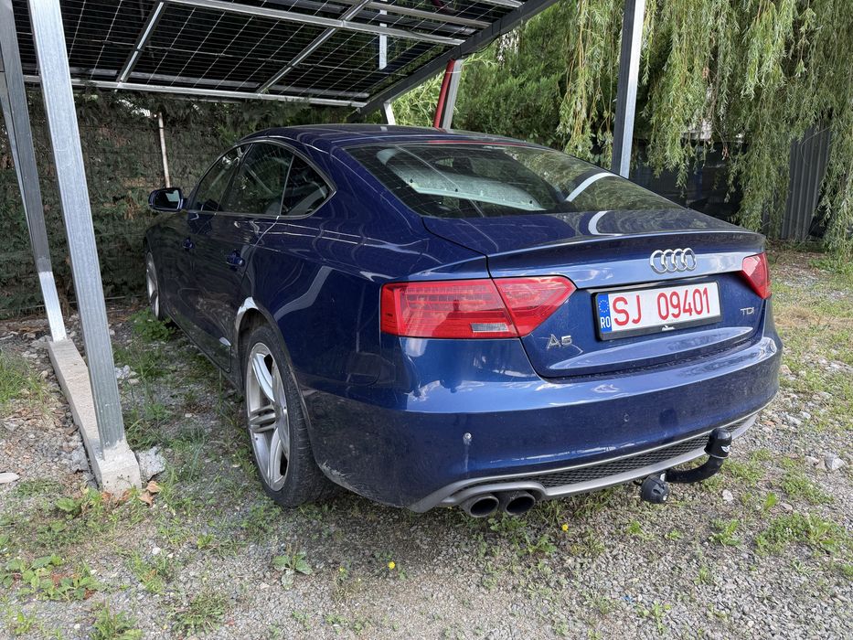Dezmembrez Audi A5 FL  2.0TDI