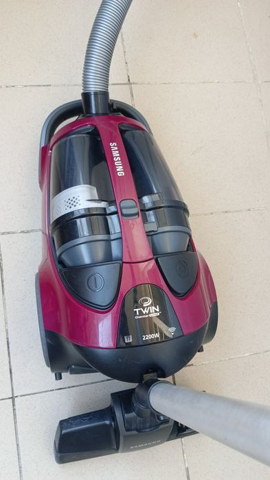 Пылесос Samsung 2200W