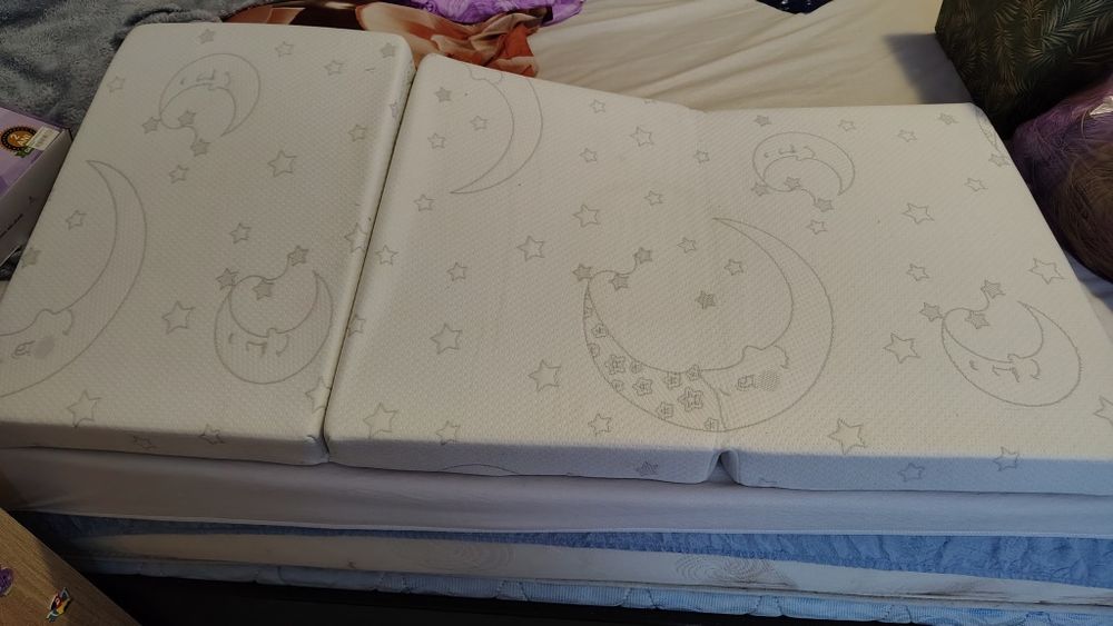 Vând saltea pătuț de copil