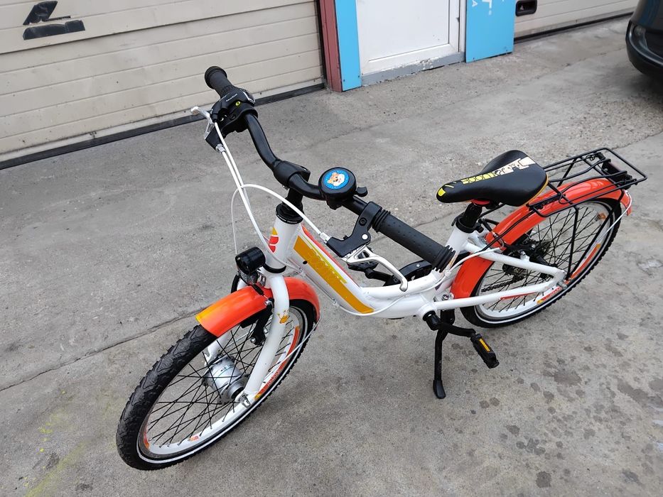 Vând bicicleta din aluminiu pentru copii