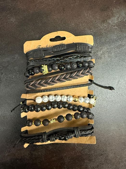 Bijuterii de vânzare