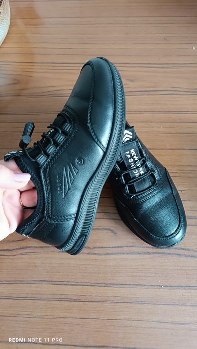 Кроссы полуспорт на мальчика