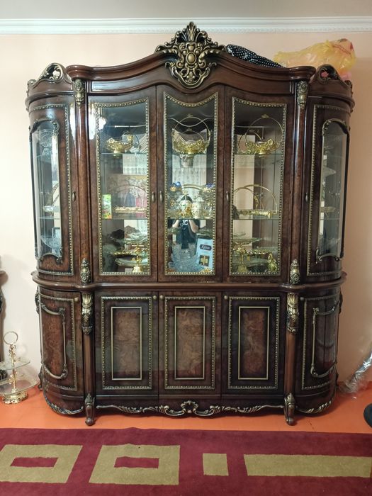 Продается мебель Джаконда с комодом