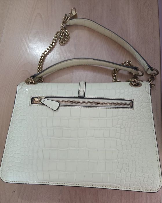 Чанта Guess цвят зелен