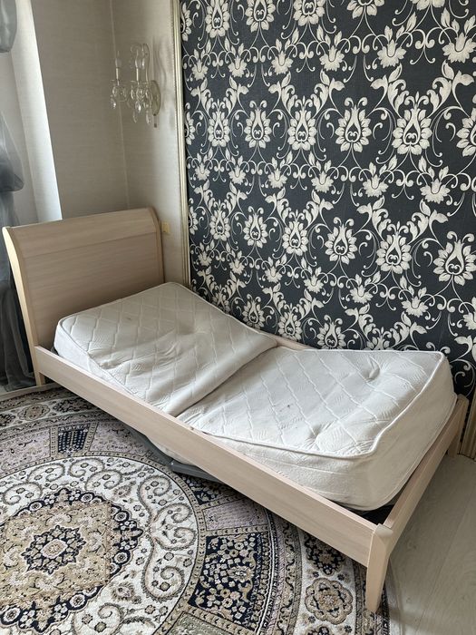 Кровать односпальная