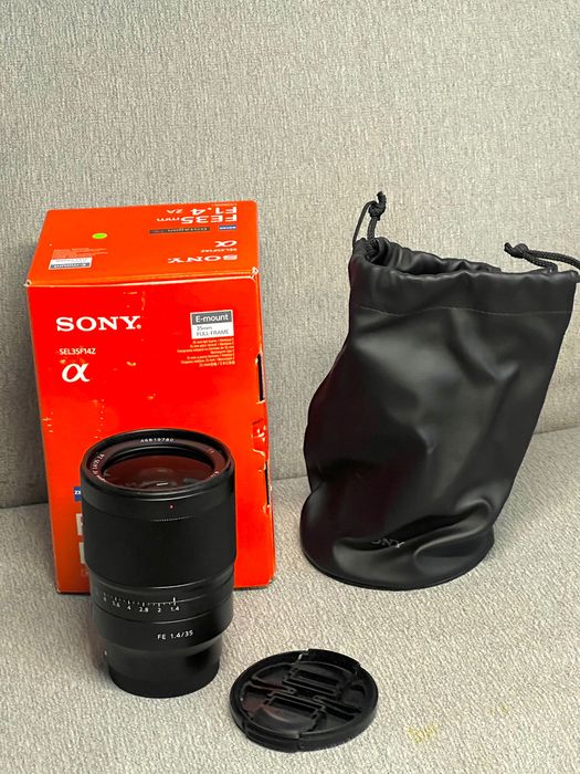 Sony Distagon Zeiss 35mm f 1.4 Full Frame