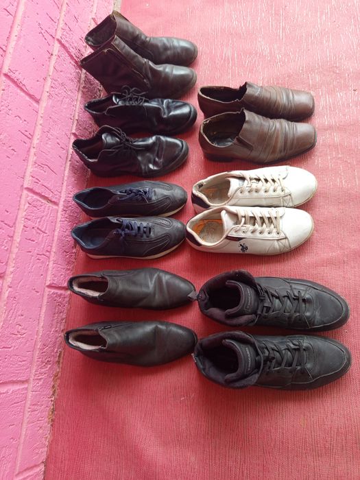 Ботинка мужская .