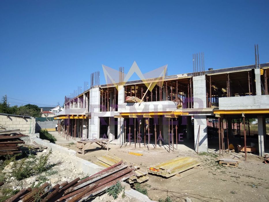 Продава се Двустаен апартамент в Варна, Виница - 59 кв.м за 1475 €/кв.м - Снимка #3