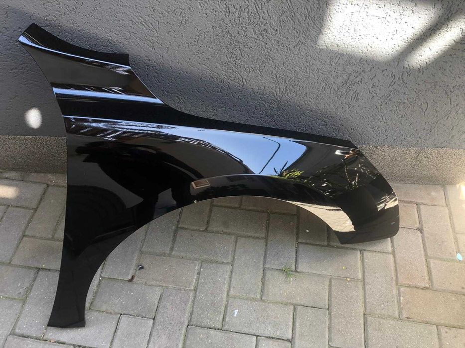 Aripa Fata Dreapta Peugeot 508 An 2011-2015 Vopsita Negru