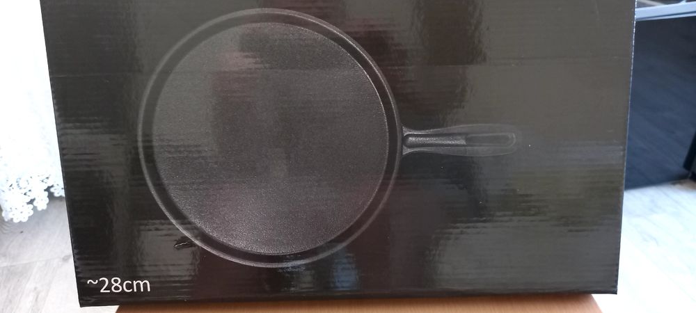 Tigaie fontă pură 28 cm pentru clătite Promo 79 Lei