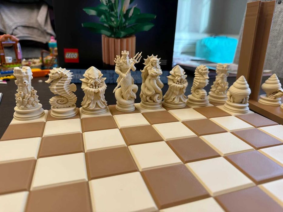 Tabla de Sah Pliabila cu Cutie de Depozitare | 36 Culori la Alegere | Imbinari Magnetice | Print 3D Premium