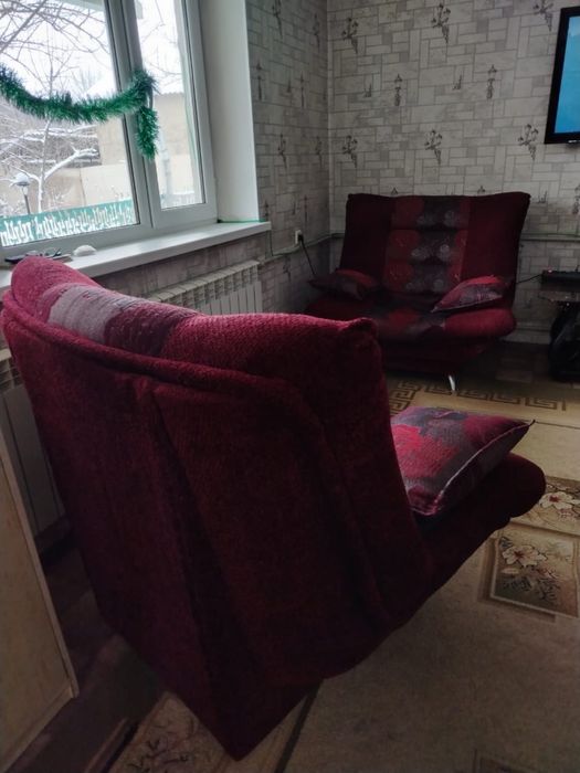 Диван + 2 кресла б/у