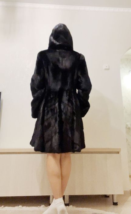 Продам норковую шубу