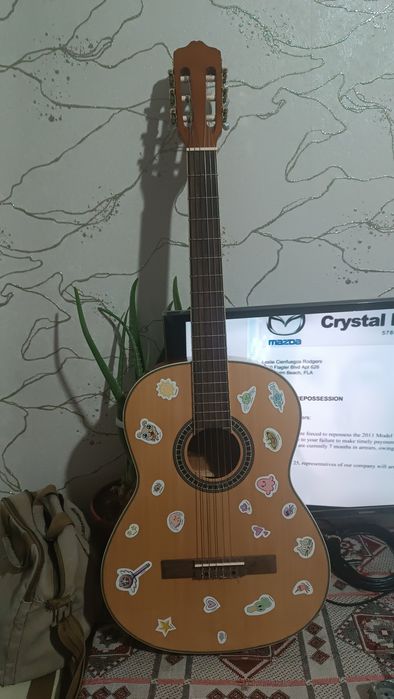 Гитара. Продаётся гитара б/у