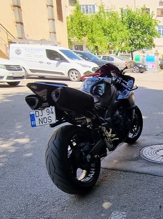 Yamaha  R1 big bang