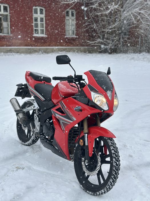 Motocicleta 125cm3 de vanzare