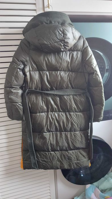 Пуховик зимний женский