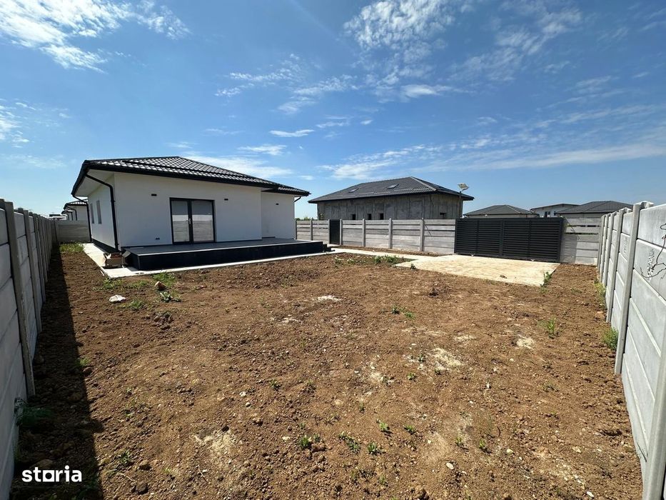 Casa in Clinceni cu incalzire in pardoseala, placa de beton si tripan