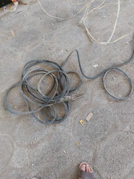 Сварка аппарати сотилади