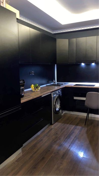 Vila de vanzare 15 camera + apartament 3 camera si gradina cu foisor