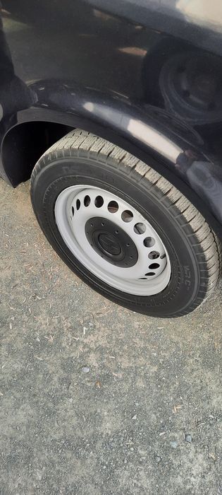 Volkswagen T5 юк фургон узуни боза сотилади