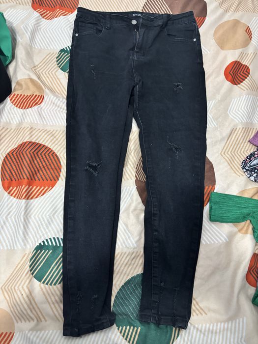 Pantaloni dama.