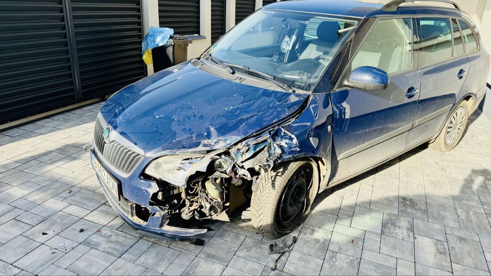 Skoda Fabia 2, AUTOMATA, 1.2TSI, 105CP avariat