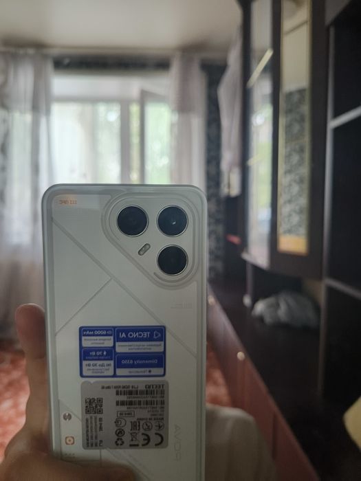 Tecno POVA 7 Ultra 8/256