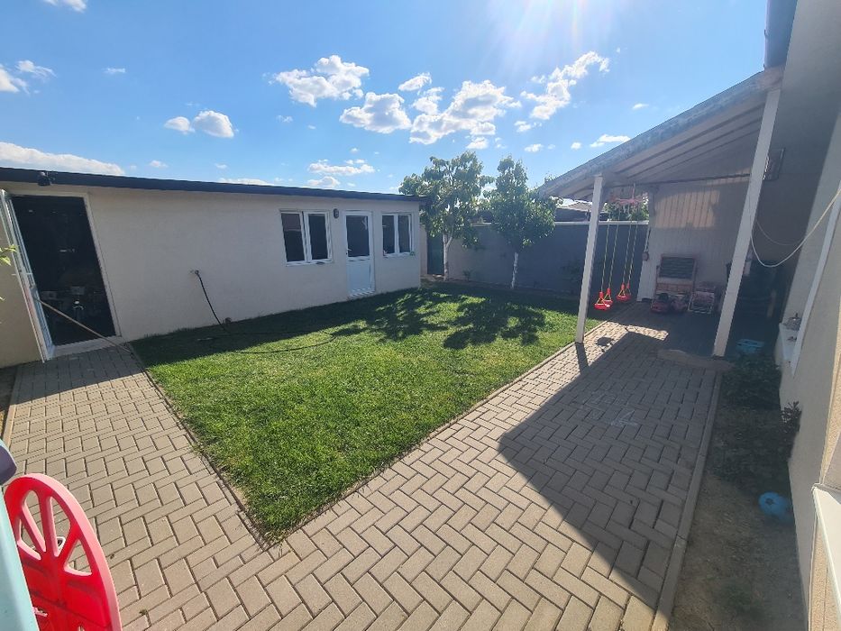 Vand casa parter sau 1/2 duplex in Chisoda complet utilata si mobilata