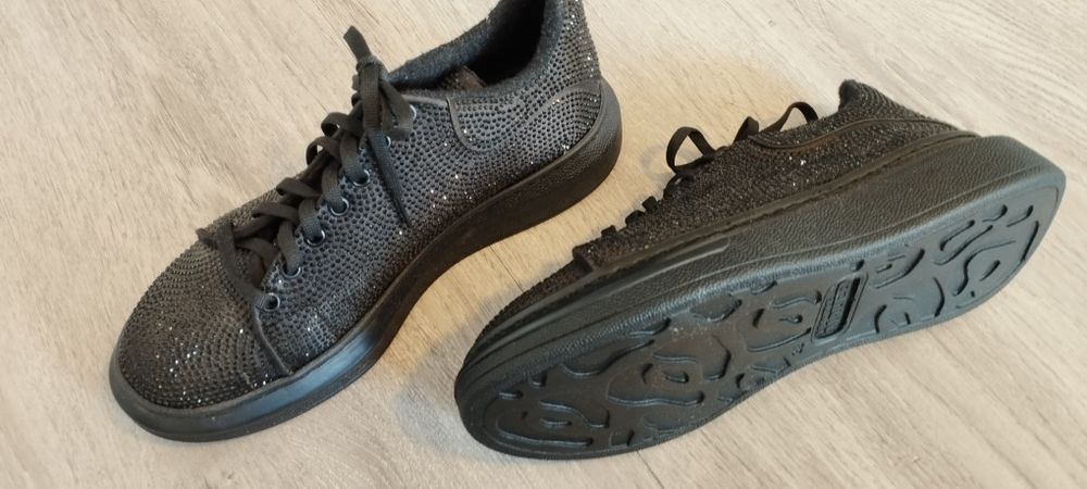 Женская обувь новая