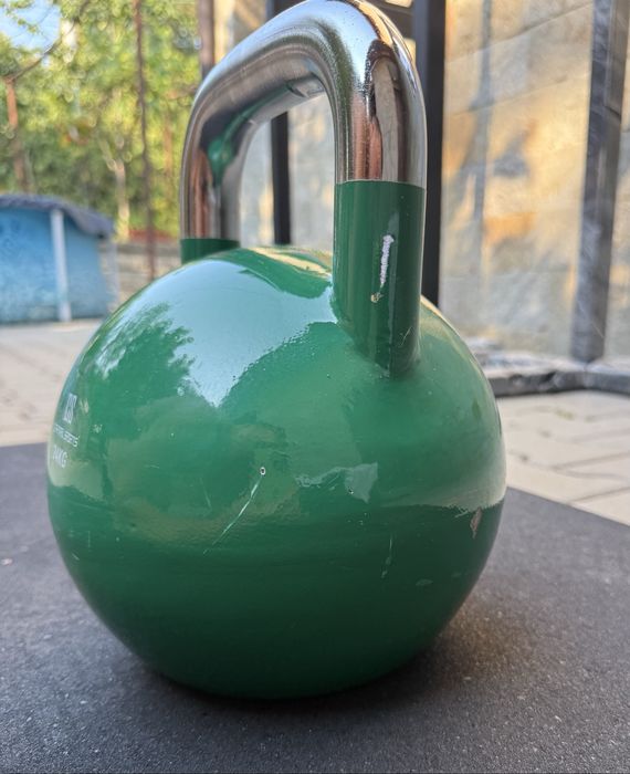 KETTLEBELL – състезателна  пудовка  24 кг