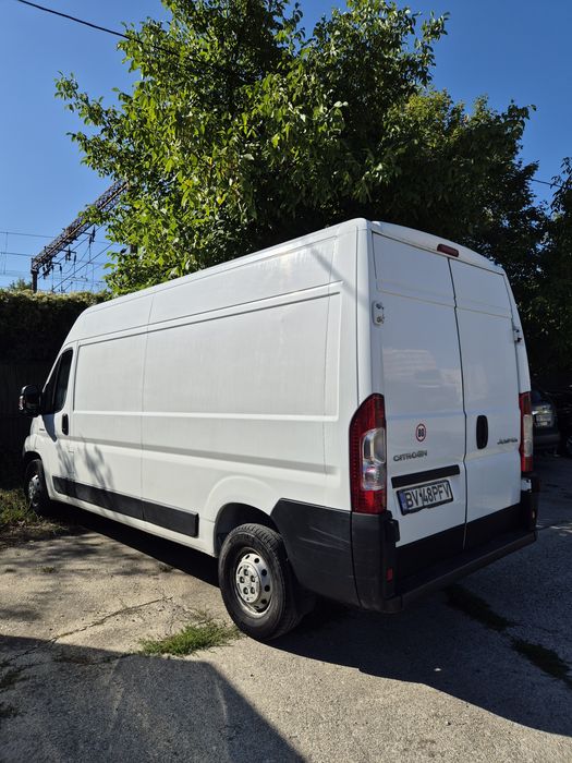 Inchiriez duba de inchiriat fără șofer mutări transport mobilă marfă