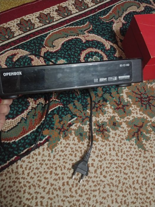 Продам тюнер опен бокс