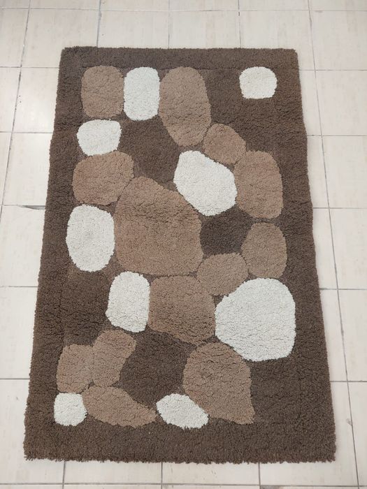 Продам ковёр Травку  1х1,5