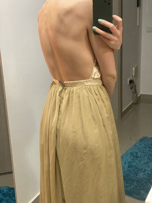 Rochie de seara cu spatele gol