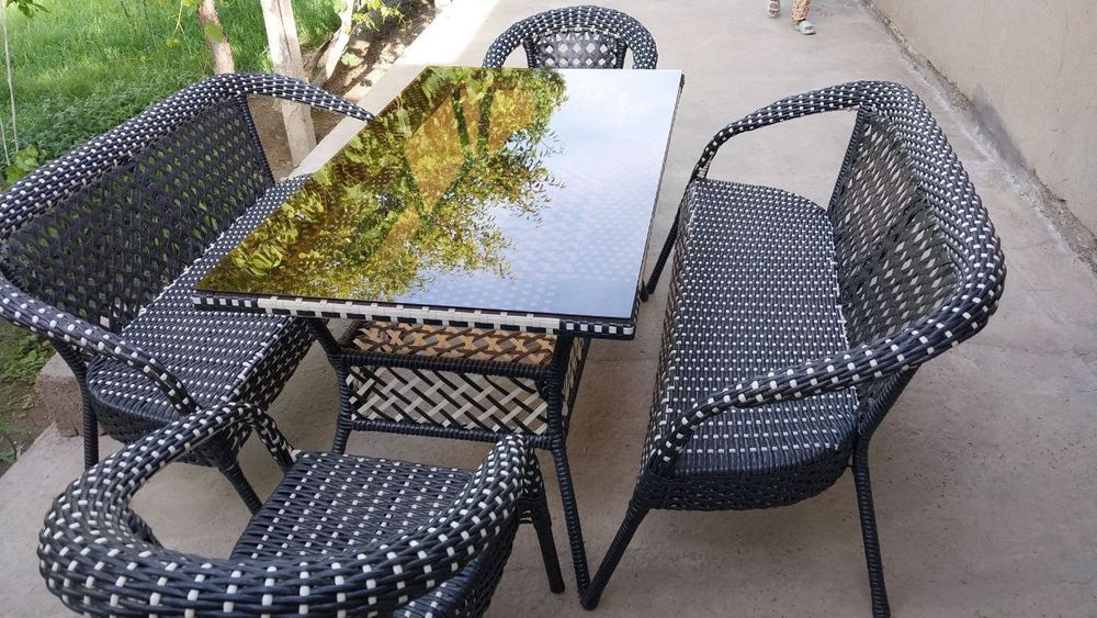 Deva_Safo Deka  Деко. Деван сафо ратан тўқима стол стуллар қор ёмғирга