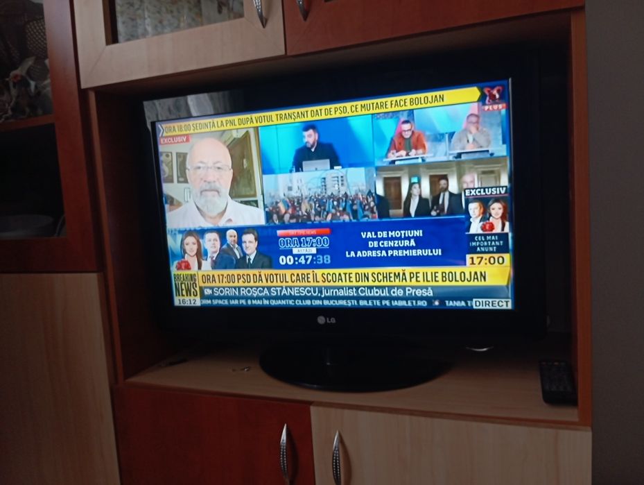 Televizor LCD LG diagonală 80