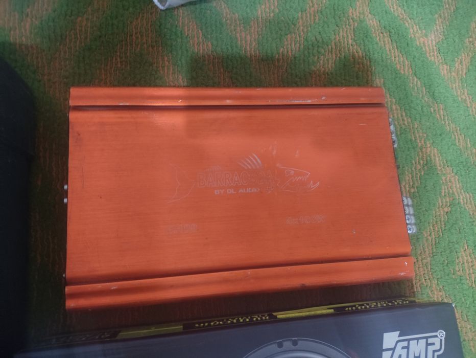 Комплект музыки в авто