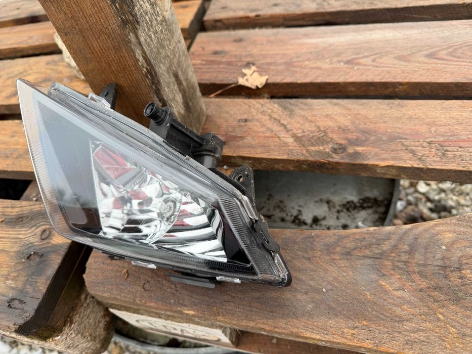 Халоген Seat Ibiza