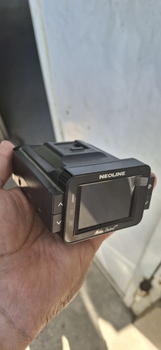 Neoline 9100 видеорегистратор+антирадар состояние идеал.плёнка ест на