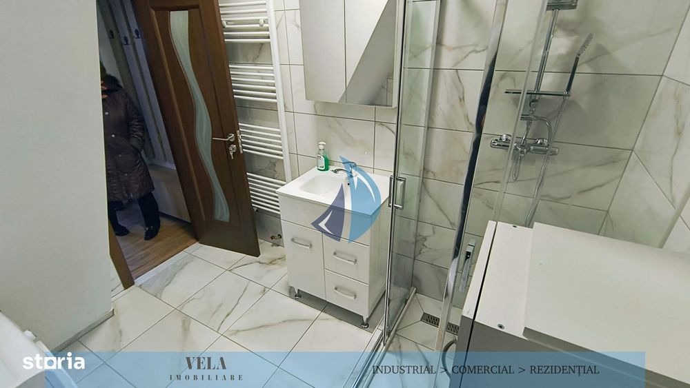 Ap. 2 camere, central, izolat , Zona Crinulului