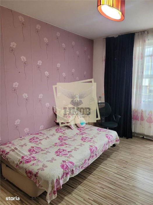 Apartament decomandat 3 camere Balcon zona Centrala